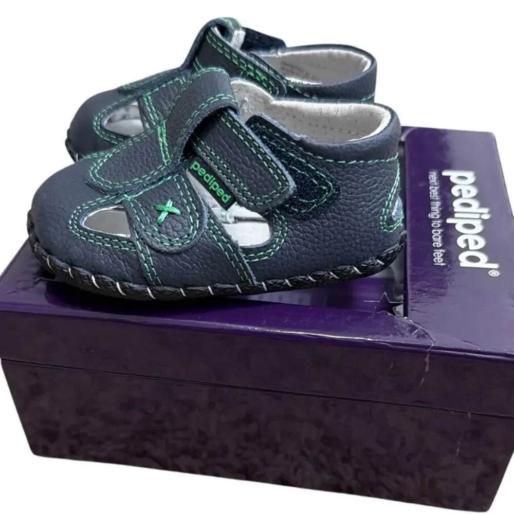 Pediped Originals Martin sandals in navy and green size 0-6 months new